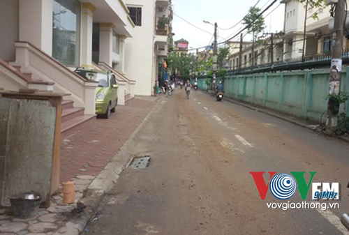 Phế thải “chình ình” làm xấu thủ đô